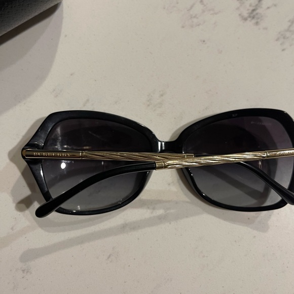 Burberry Sunglasses - Picture 2 of 6